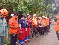 BPBD Makassar Ikut Bantu Cari Pesawat ATR yang Hilang Kontak di Maros: Terjunkan 12 Personel, Ambulans hingga Drone