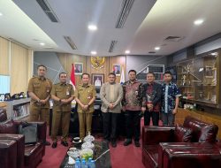 Wali Kota Makassar Bertemu Dirjen Keuda Kemendagri, Bahas Penguatan APBD hingga Regulasi BUMD