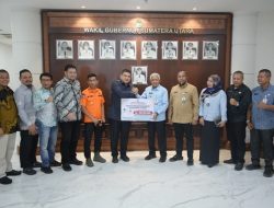 Munafri Antar Langsung Bantuan Pemkot untuk Korban Bencana di Aceh dan Sumatera