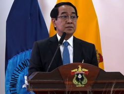 Kembali Pimpin Unhas, Prof JJ: Saya Ajak Semua untuk Mulai Langkah Bersama-sama