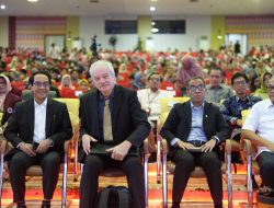 Peraih Nobel 2022 Beri Kuliah Umum di Unhas, Bahas Peran Kimia untuk Dunia Berkelanjutan