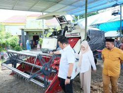 Kementan Beri Bantuan Alsintan untuk Kelompok Tani di Gowa, Wabup: Manfaatkan Sebaik-baiknya