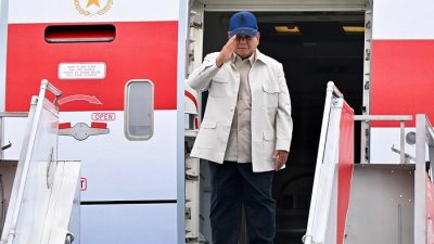 Presiden Prabowo Bertolak ke Washington DC untuk Bertemu Donald Trump