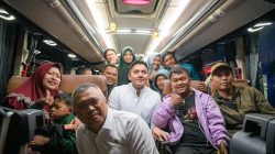 Pantau Arus Balik Lebaran Bareng Menhub, Seskab Teddy: Alhamdulillah Lancar