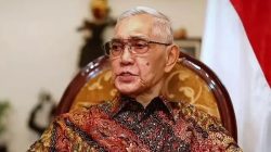 Try Sutrisno Wafat, Pemerintah Instruksikan Pengibaran Bendera Setengah Tiang Selama 3 Hari