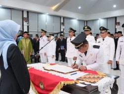 Penguatan Kinerja Birokrasi, Bupati Giwa Lantik 124 Pejabat