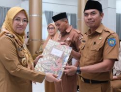 Serahkan 238 SK Kepala Sekolah dan Pengawas, Ini Permintaan Bupati Gowa