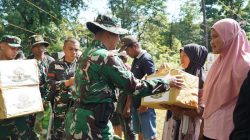 Divif 3 Kostrad Gelar Latihan Tempur dan Serahkan Bantuan untuk Masyarakat di Maros