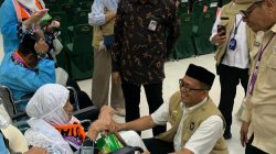 Ketua PPIH Embarkasi Makassar: Layanilah Jamaah Lansia seperti Orang Tua Kalian