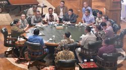 Ratas di Hambalang, Prabowo Bahas Aspirasi Pekerja hingga Peran Kampus Bangun Daerah