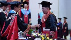 Di Depan 981 Wisudawan, Rektor Unhas Tekankan “Learn, Unlearn, and Relearn”