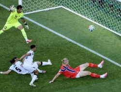 Blunder Fatal Kiper Irak dan Brace Haaland Warnai Kemenangan Telak Norwegia di Boston