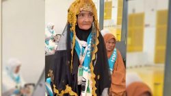 Nenek Hj Jumaria Bawa Pulang Uang Rp 500 Ribu, Riyal Pemberian Dermawan Habis Membeli Oleh-Oleh