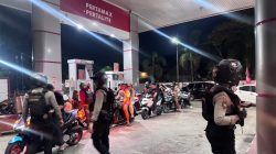 Beri Rasa Aman dan Pelayanan ke Warga, Personel Turjawali 2 Polres Gowa Kawal Aktivitas di SPBU