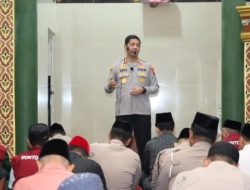 Safari Subuh di Bontoala, Kapolrestabes Makassar Ingatkan Warga Awasi Anak dari Pengaruh Geng Motor
