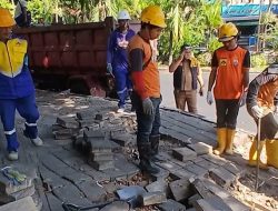 Usai Tertibkan PKL, Pemkot Makassar Kini Benahi Trotoar dan Drainase Bulogading