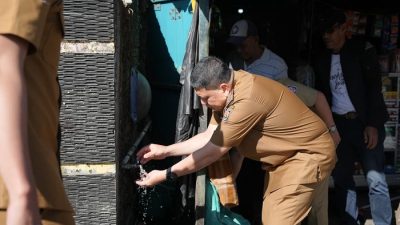 Cek Langsung Aliran Air PDAM di Permukiman Warga, Munafri: Alhamdulillah, Sudah Mengalir