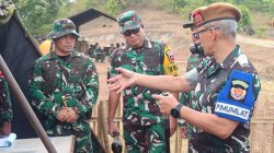 Yonarmed 21/Kawali Uji Ketepatan Meriam 105 mm, Ditinjau Langsung Danpussenarmed