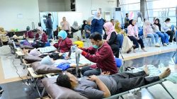Semarak HUT ke-102, Perumda Air Minum Makassar dan Karang Taruna Gelar Donor Darah