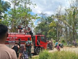 Sigap Laporan Warga: Prajurit Yonarmed 21/Kawali Kerahkan Unit Damkar Atasi Kebakaran