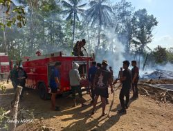 Rumah Warga Desa Selli Dilalap si Jago Merah, Prajurit Yonarmed 21/Kawali Sigap Kerahkan Damkar