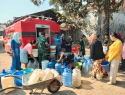 Kodim Gowa Kerahkan Water Tank 5.000 Liter, Atasi Krisis Air Bersih Warga Pallangga