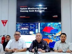 Krakatau Mengamuk! 8 Bandara Lumpuh Total, 170 Ribu Penumpang Terlantar Gegara Abu Vulkanik