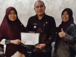 Kecamatan Sangkarrang Masuk 10 Wajib Pajak Terbaik Makassar, Andi Asdhar Terima Penghargaan