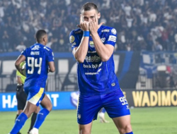 Mental Juara! Persib Bandung Bangkit Imbangi Dewa United 2-2 di Si Jalak Harupat