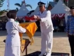 Upacara HUT ke-81 RI di Barrang Lompo, Camat Sangkarrang Ajak Warga Perkuat Persatuan
