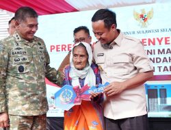 Tuntaskan 40 RTLH Tepat Waktu bersama Kodam XIV/Hsn, Gubernur Sulsel: Terima Kasih TNI!