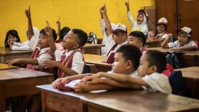 Siap-Siap! Siswa Tak Lagi Otomatis Naik Kelas Mulai 2027, Nilai Akademik dan Karakter Jadi Penentu